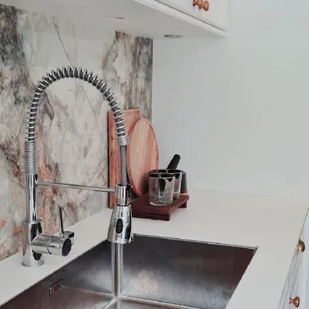 Appartement Chic Designer Sanctuary In Tolochenaz Morges